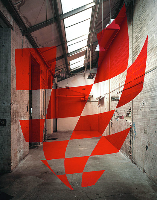 Anamorphic-color Illusions by Georges Rousse 4